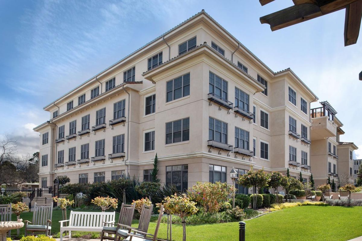 Sunrise of Burlingame I exterior