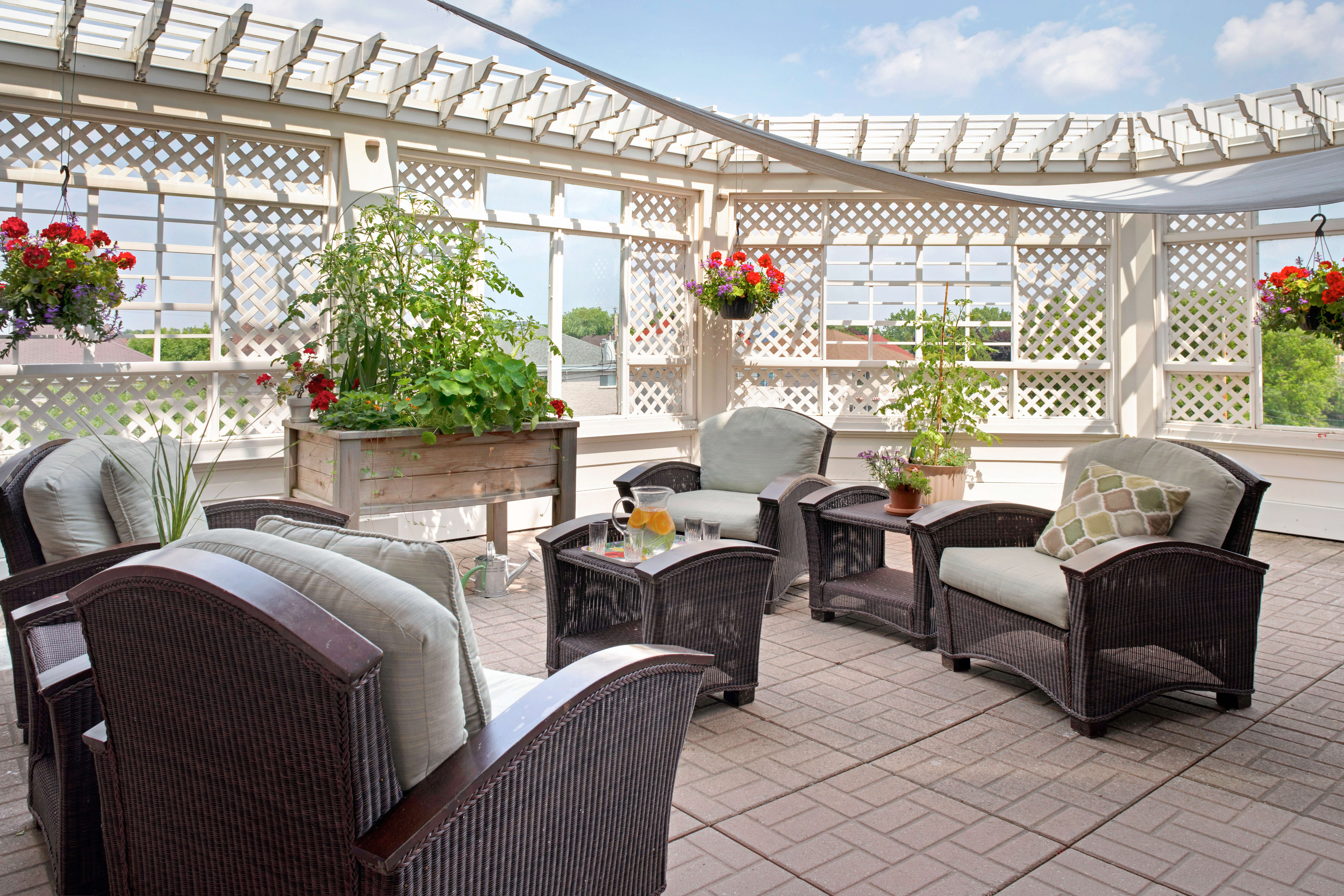 Sunrise of Dollard des Ormeaux | Patio