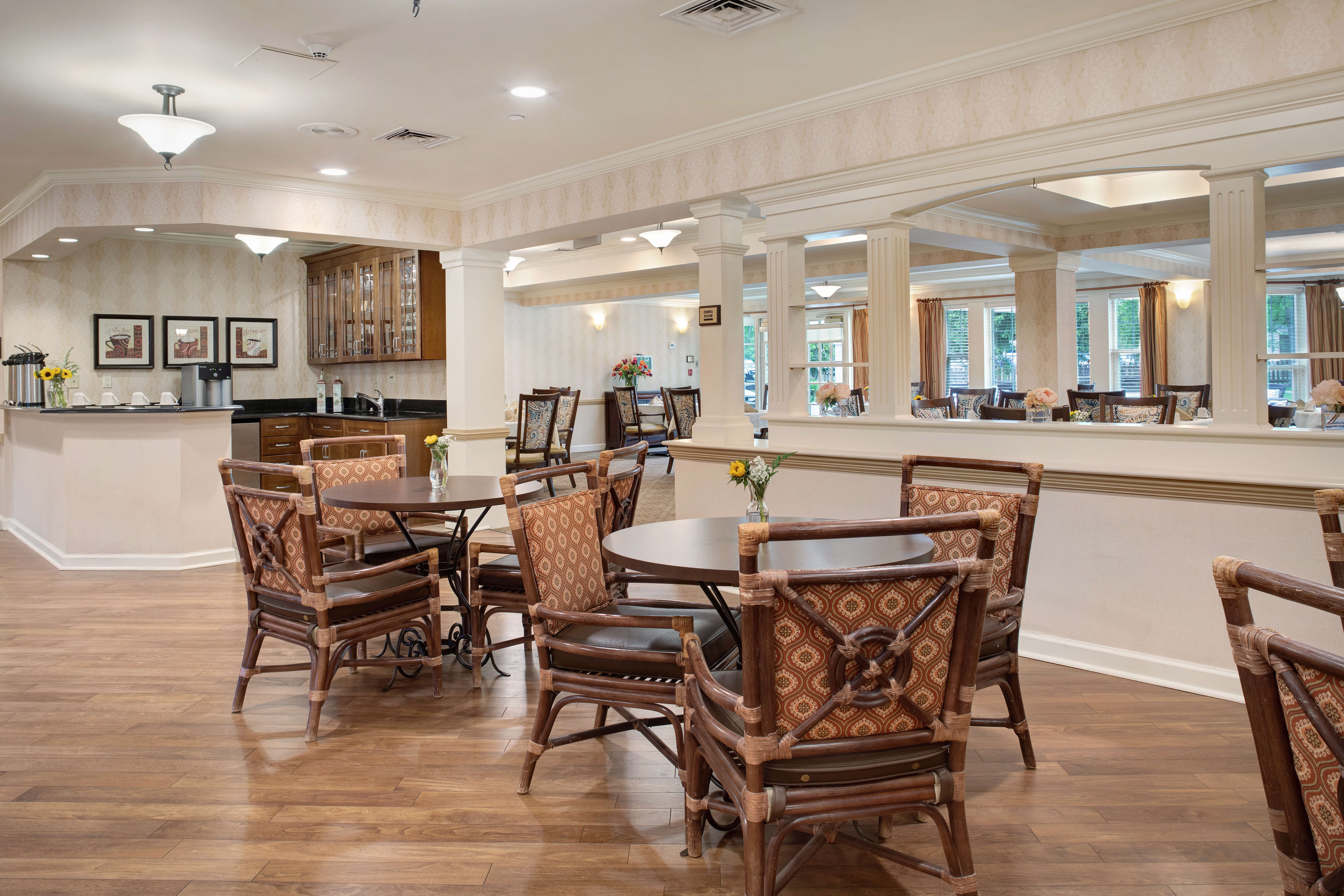 Bistro | Sunrise at Parma