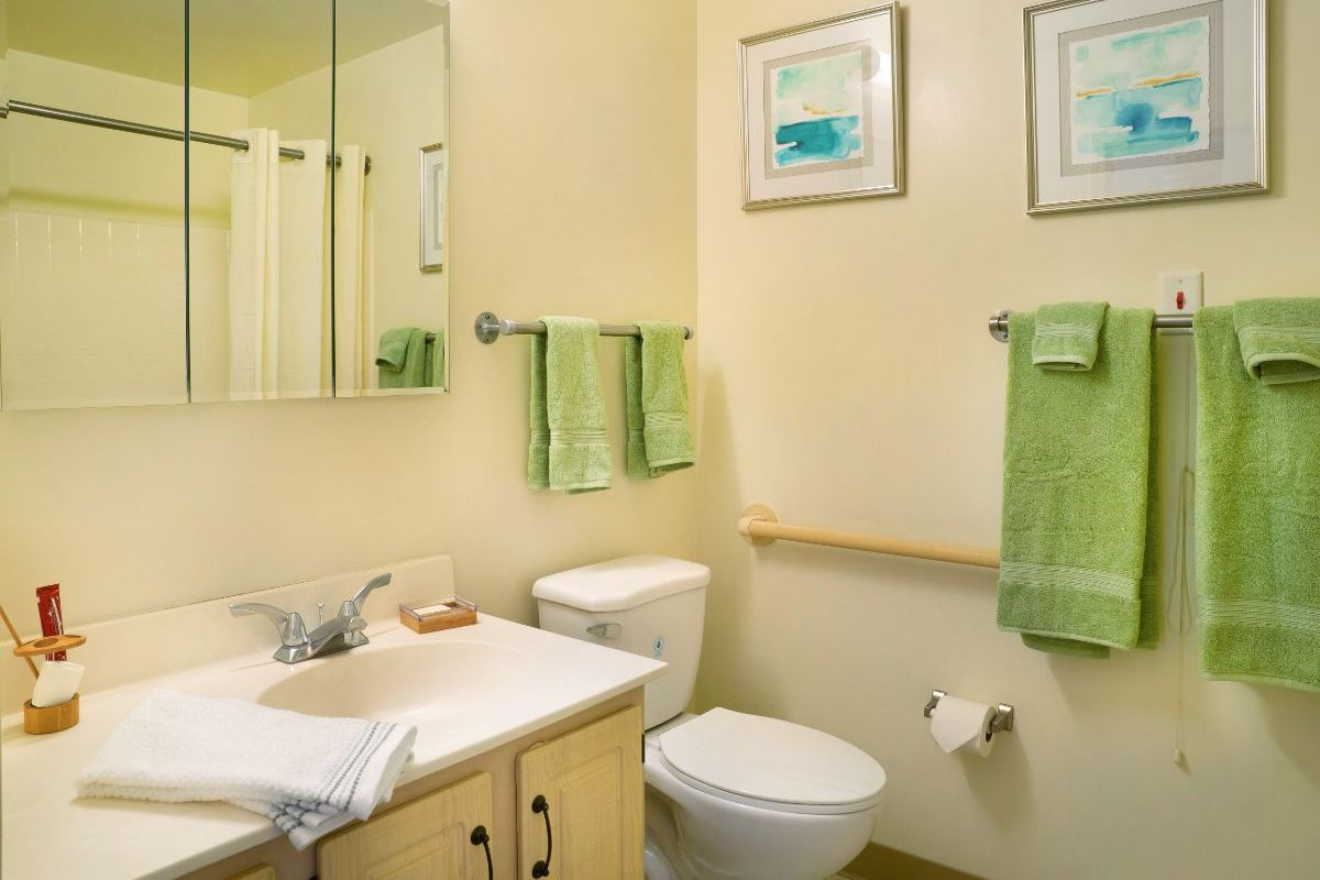 Model Bathroom, Sunrise of Sunnyvale