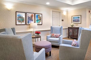 Seating Area | Sunrise of Baton Rouge