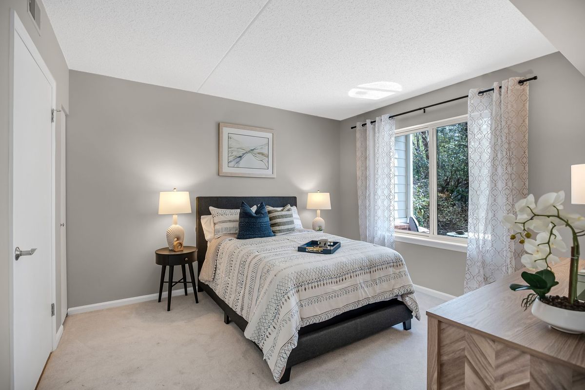 Model Bedroom
