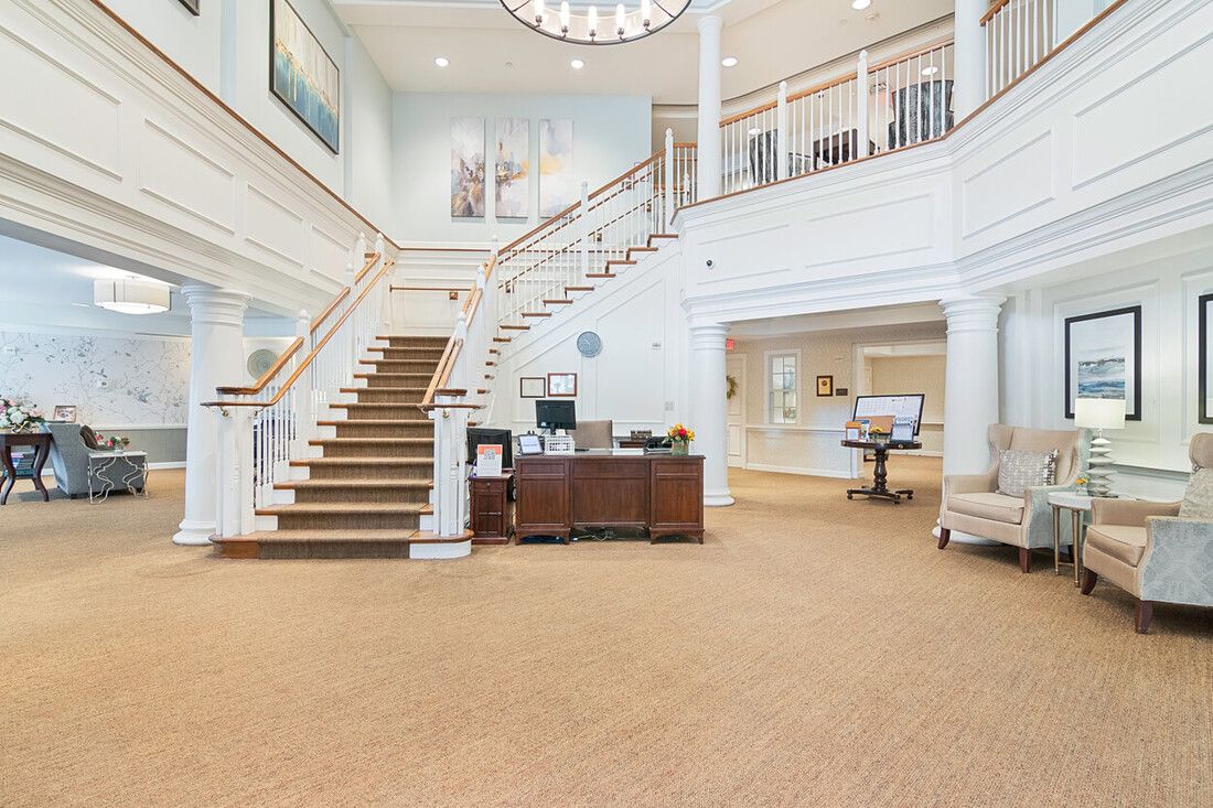 Sunrise of Staten Island I lobby
