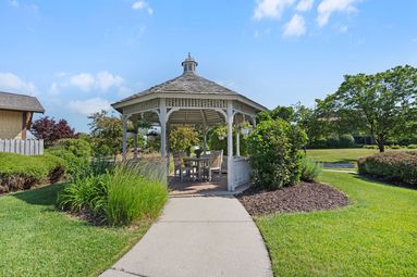Sunrise of Cascade | Exterior