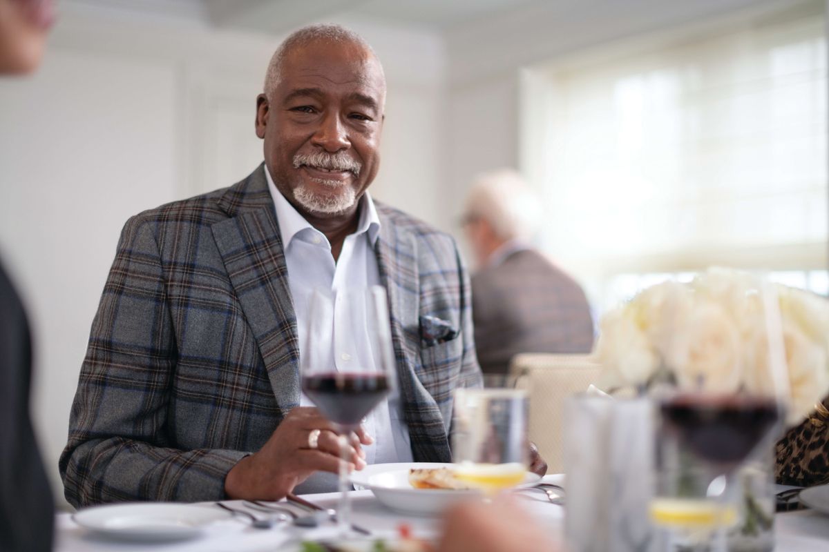 Sunrise at East 56, dining