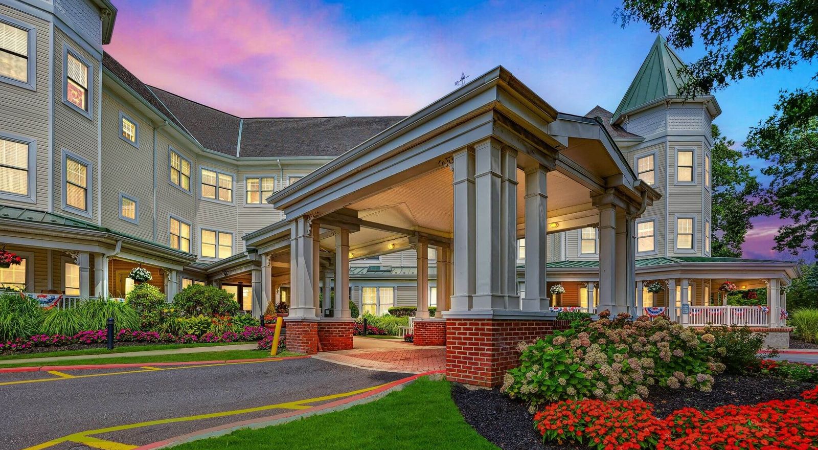 Sunrise of Glen Cove Exterior
