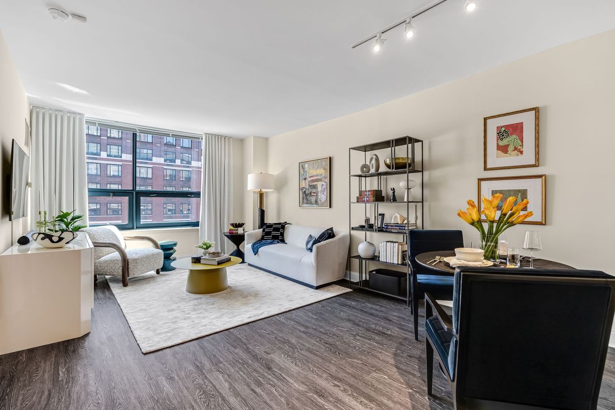 Model Living Room