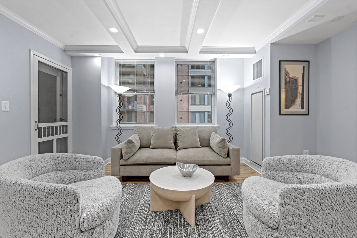 Model Living Room
