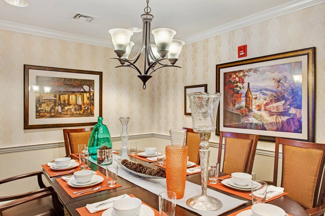 Sunrise of Columbia Private Dining Room