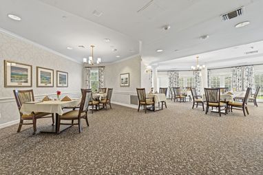 Dining Area | Sunrise of Falls Church 