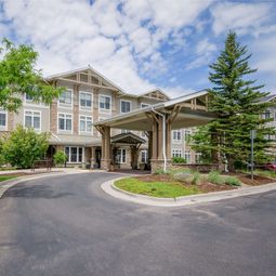 Welcome to Sunrise at FlatIrons!