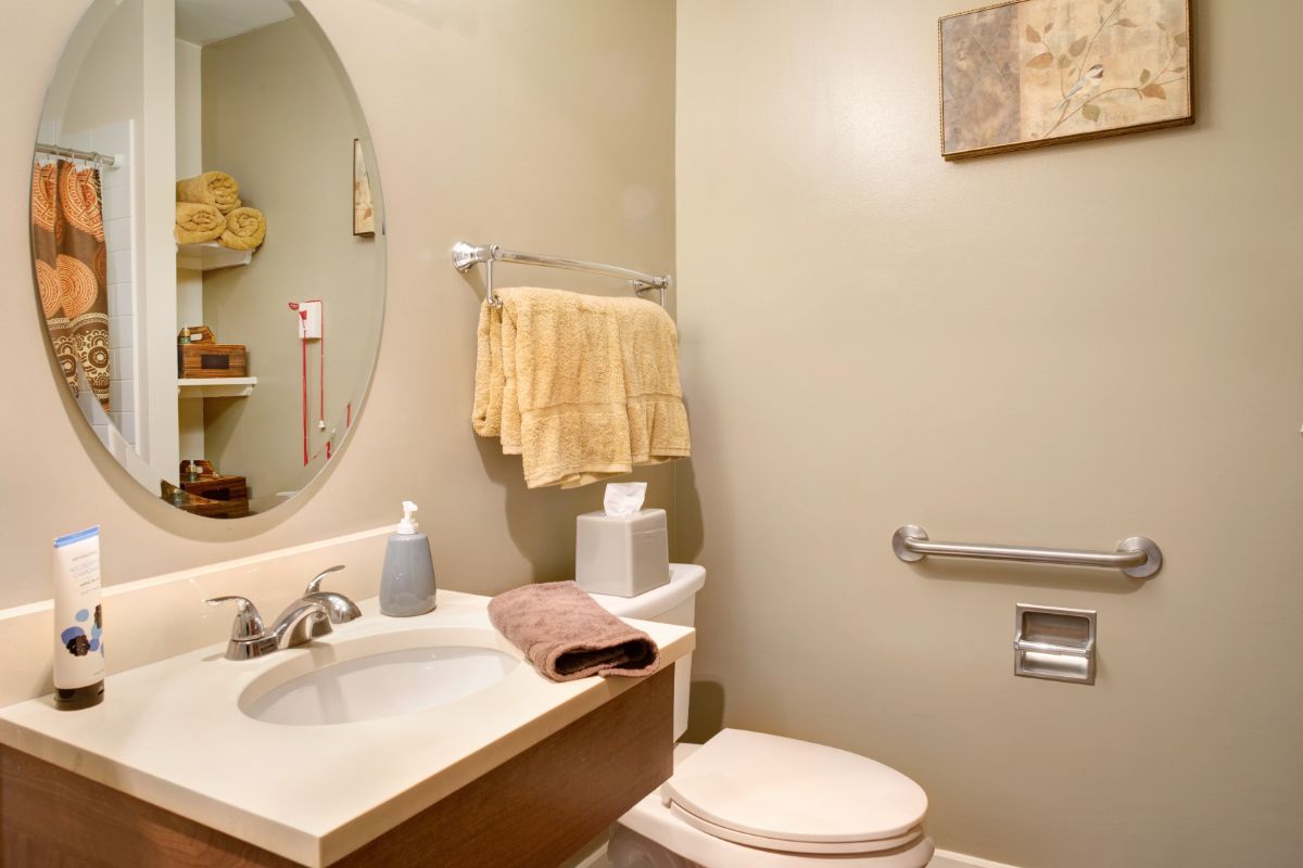 Model Bathroom, Sunrise of Wayne