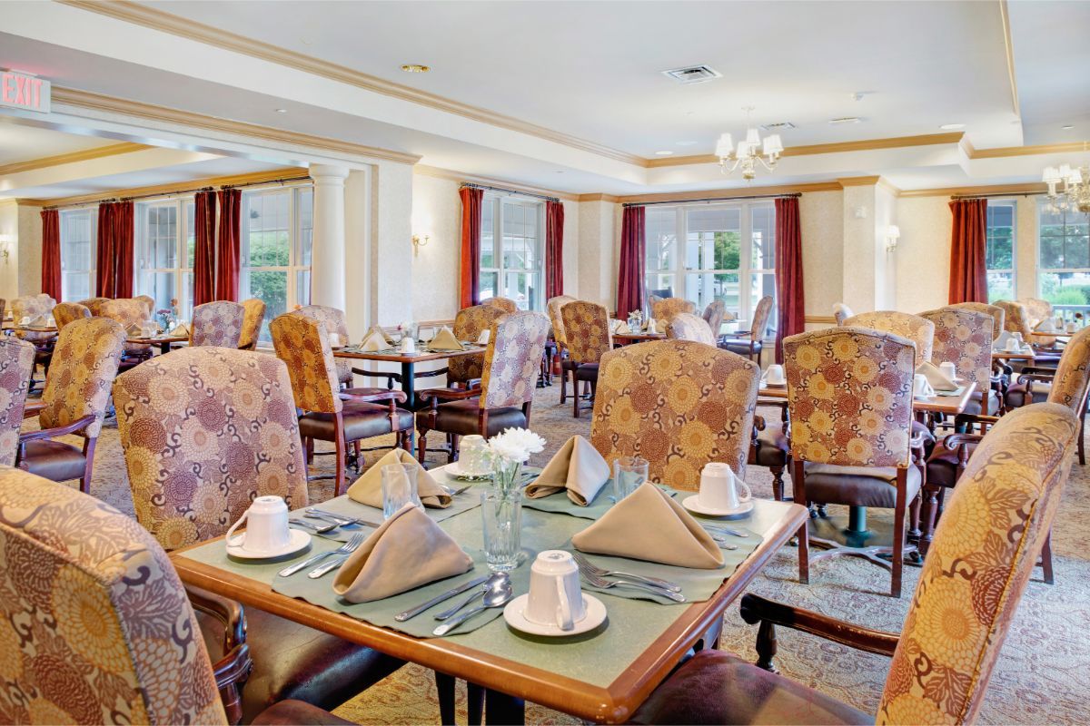 Dining Room, Sunrise of Bloomfield