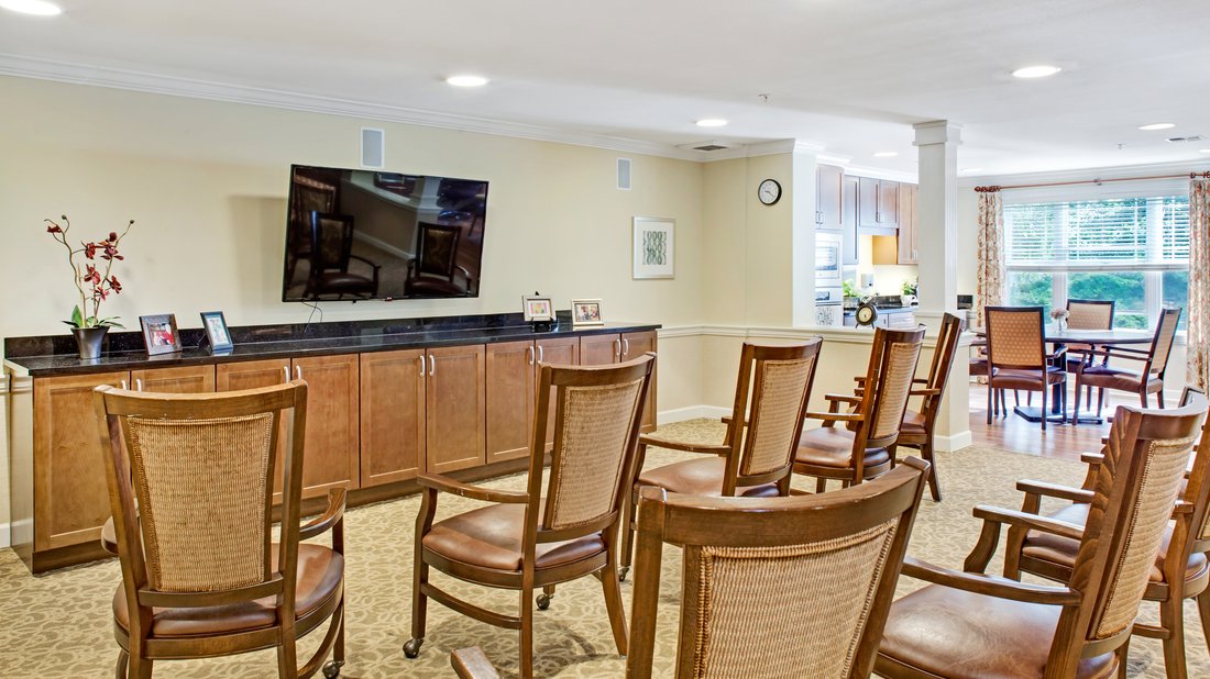 Activity Room | Sunrise of Bellevue