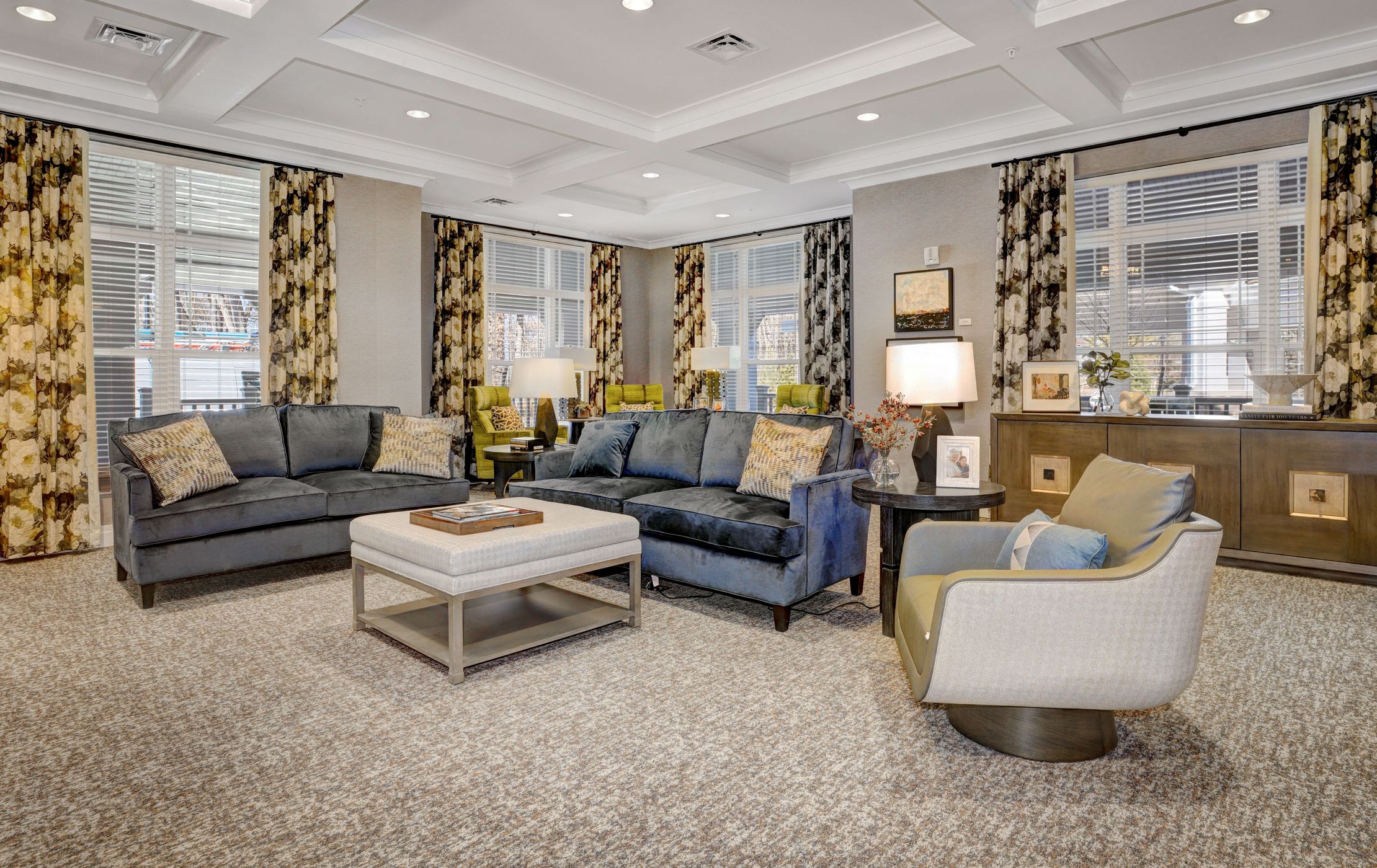 Sunrise of Livingston | Living Room