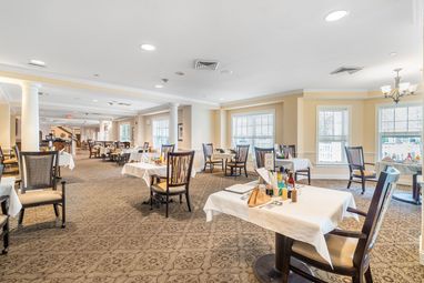 Dining Room | Sunrise of Abington