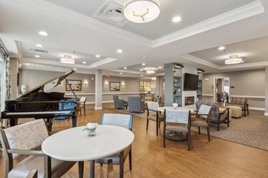 Piano Room | Brighton Gardens of Columbia