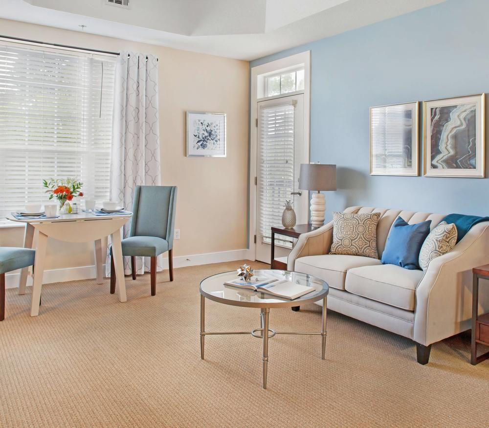 Rooms & Amenities Sunrise Villa Tuckahoe, VA