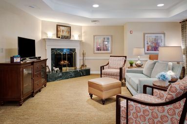 Living Area | Sunrise of West Babylon