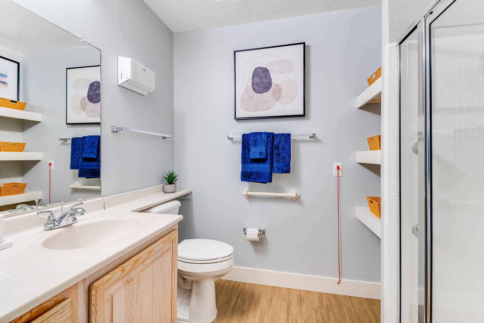 Sunrise at Cherry Creek | Model Suite Bathroom