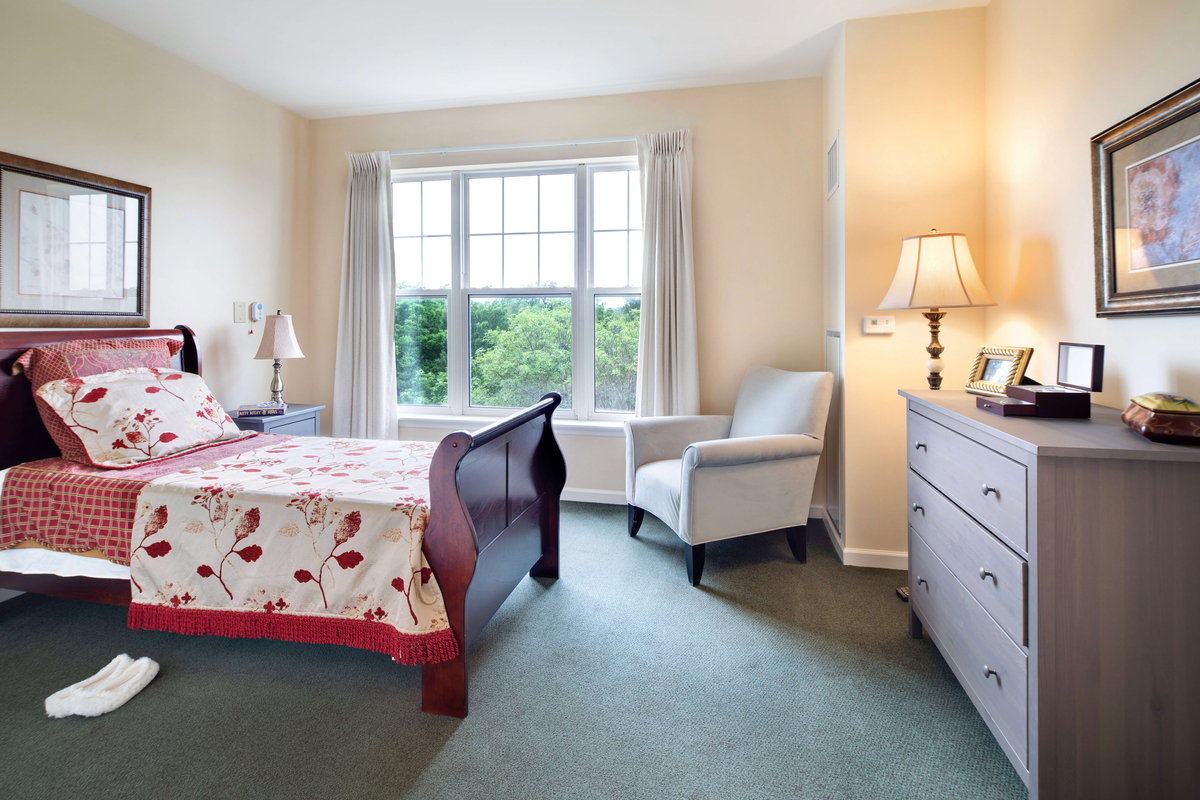 Model Bedroom | Sunrise of Aurora