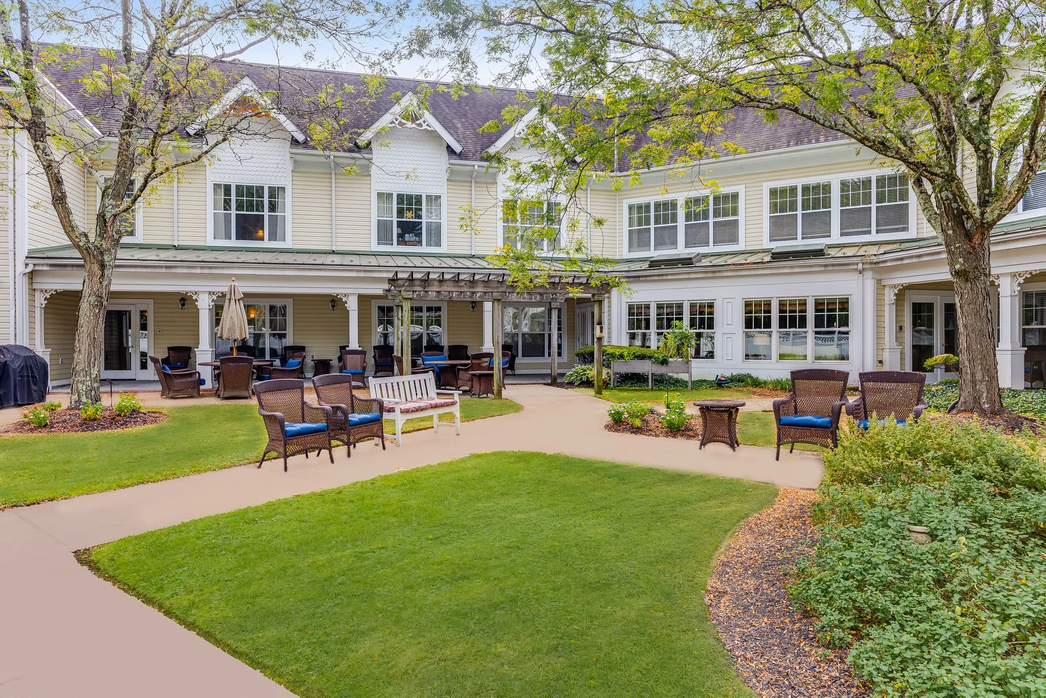 Sunrise of Westfield | Garden