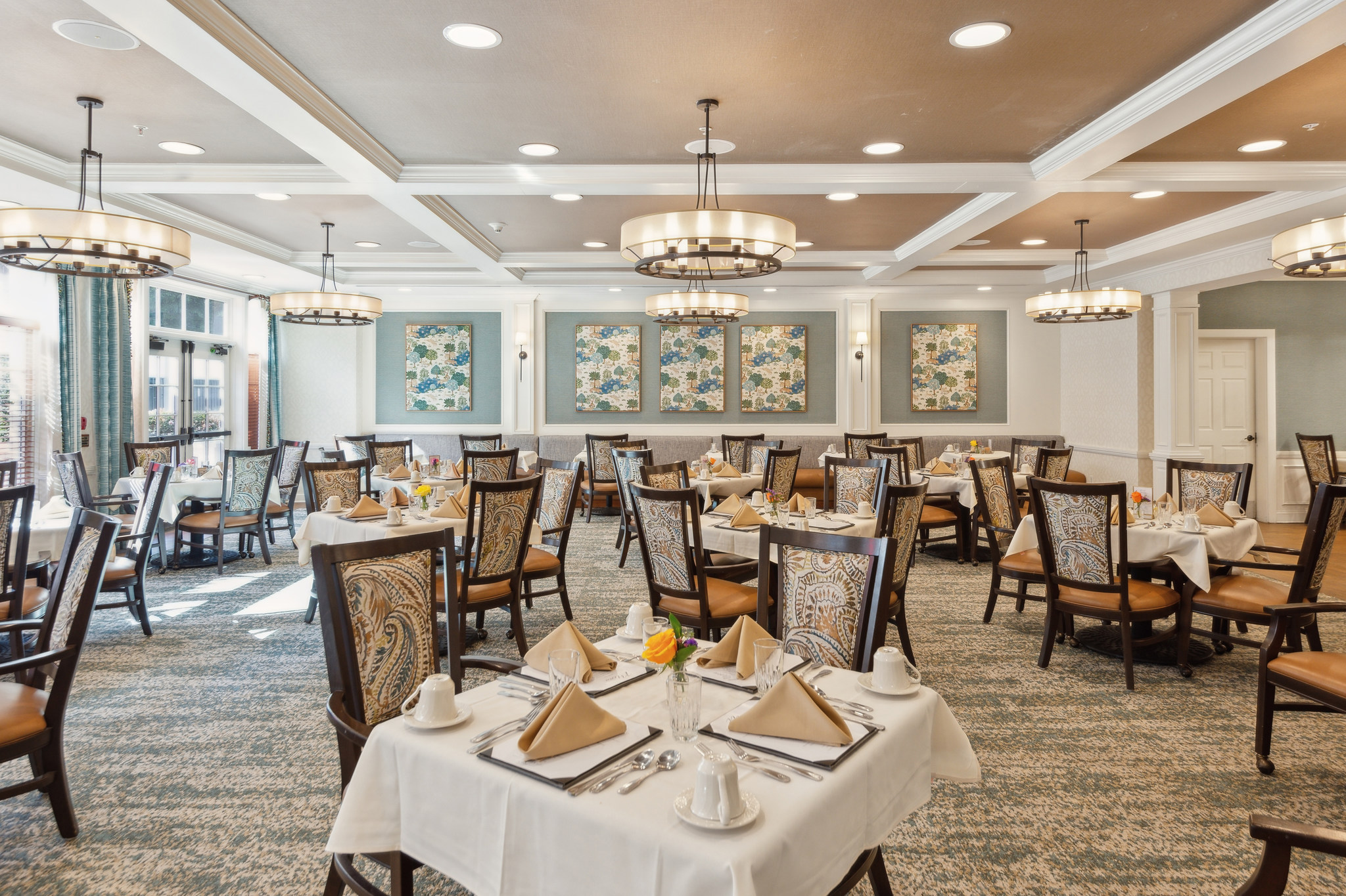 Dining | Sunrise of Beverly Hills