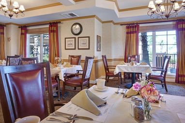 Dining Room | Sunrise of Henderson