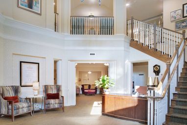 Sunrise of Mississauga | Lobby