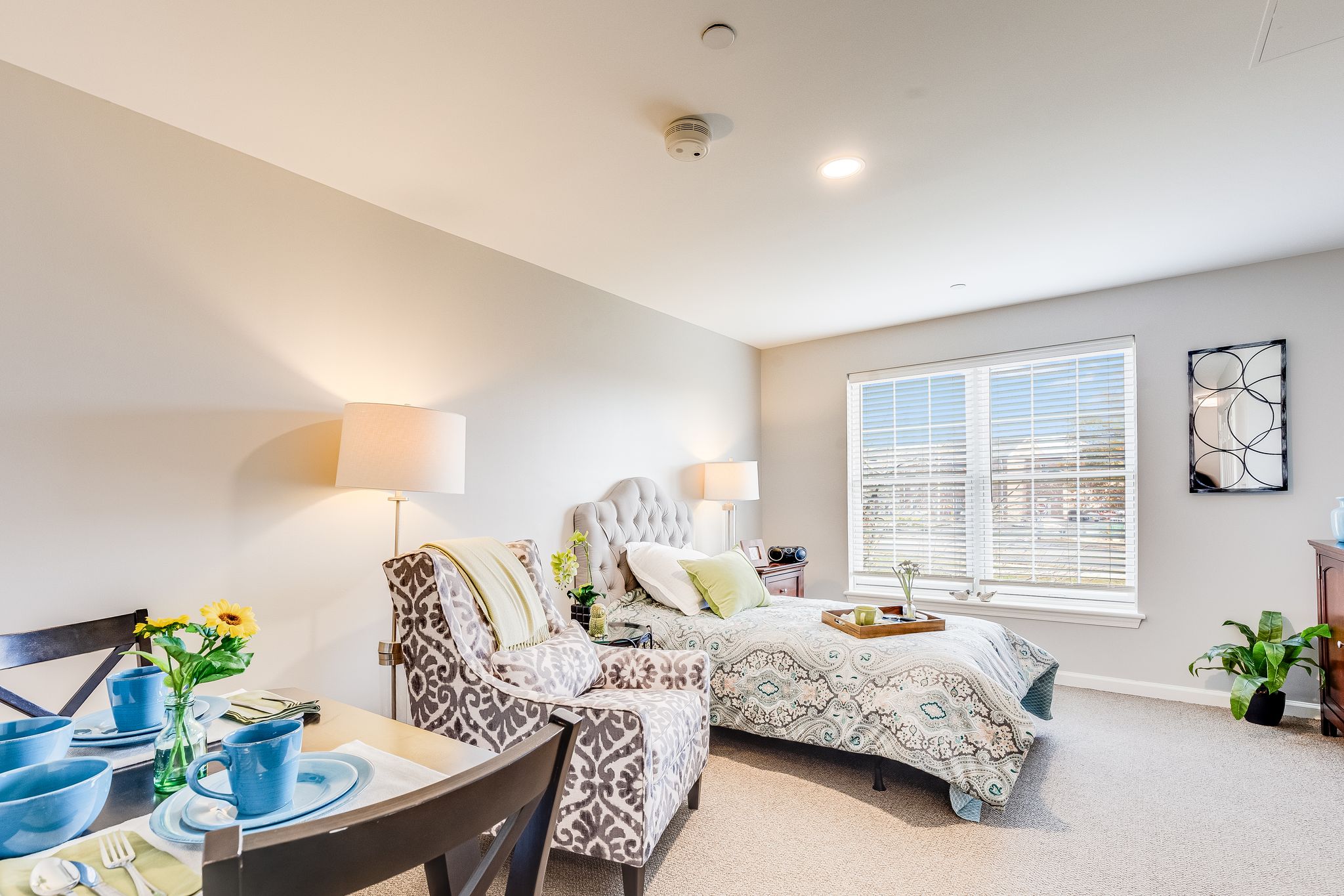 Bedroom Suite | Sunrise of Smithtown