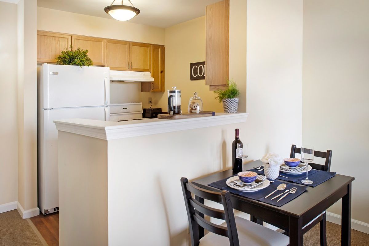 Sunrise of Thornhill, Resident Suite Kitchen