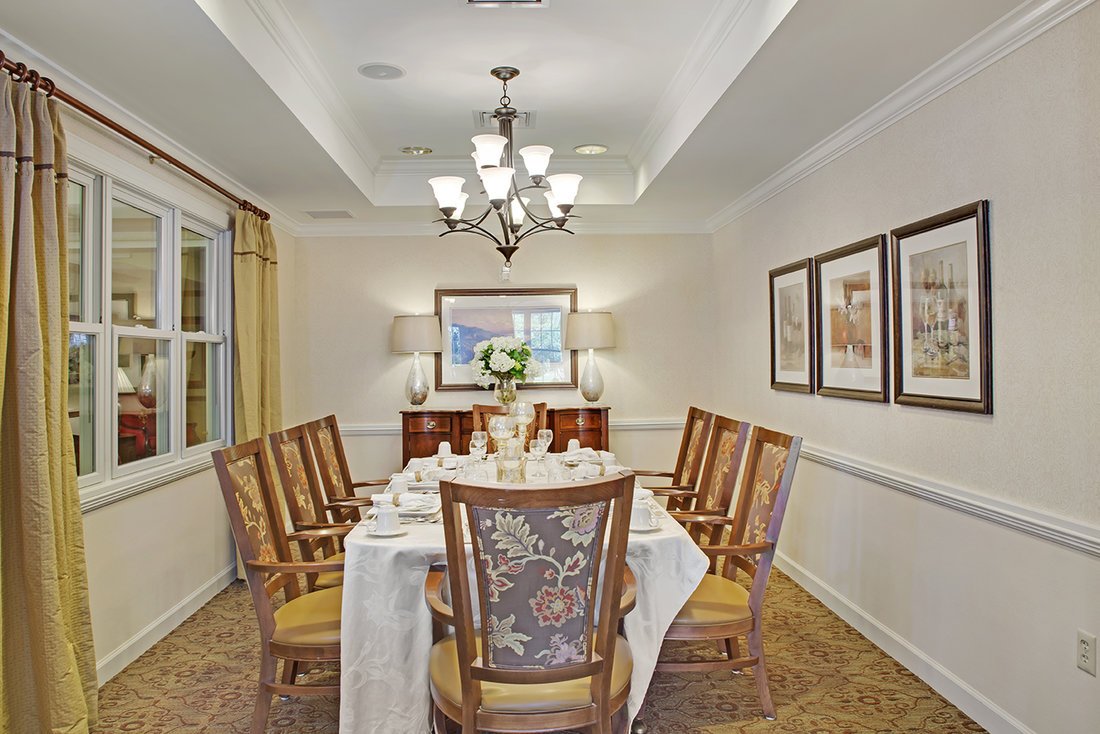Sunrise of Grosse Pointe Woods | Private Dining