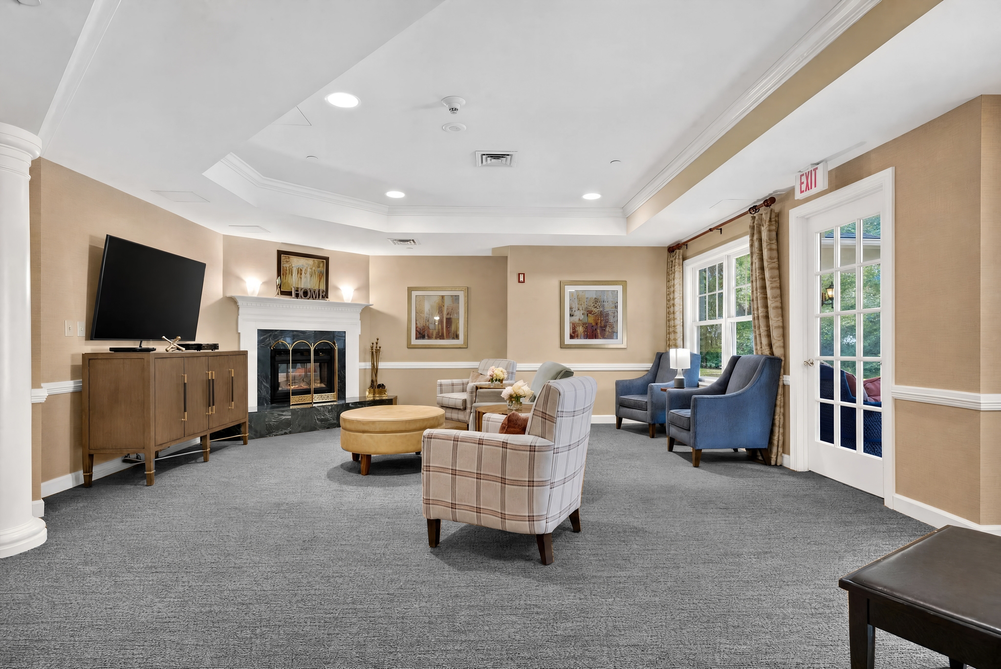 Living Room | Sunrise of West Babylon