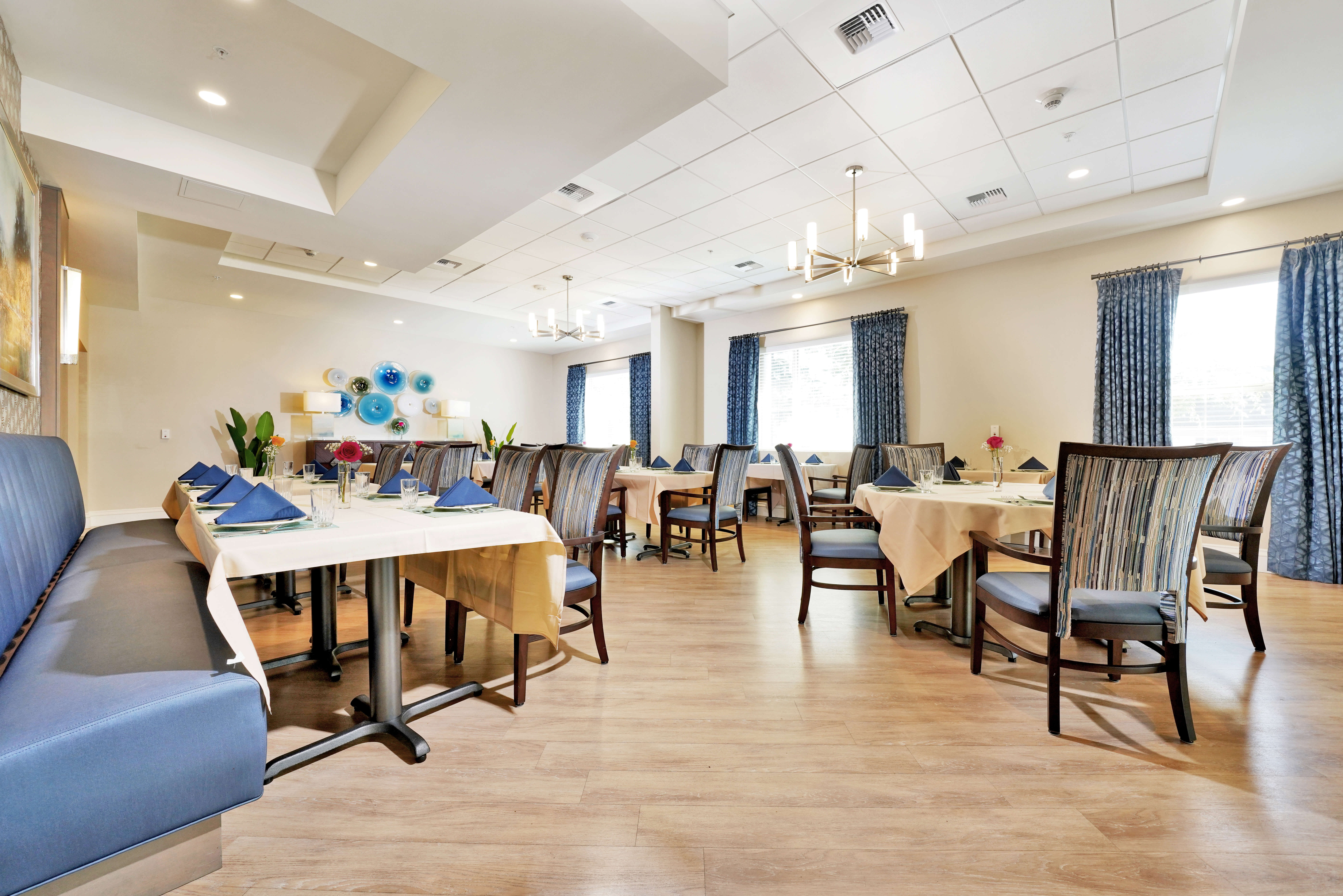 Emerald Valley | Dining Room