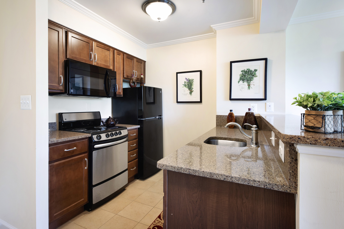 Sunrise of Montgomery Village | Kitchen
