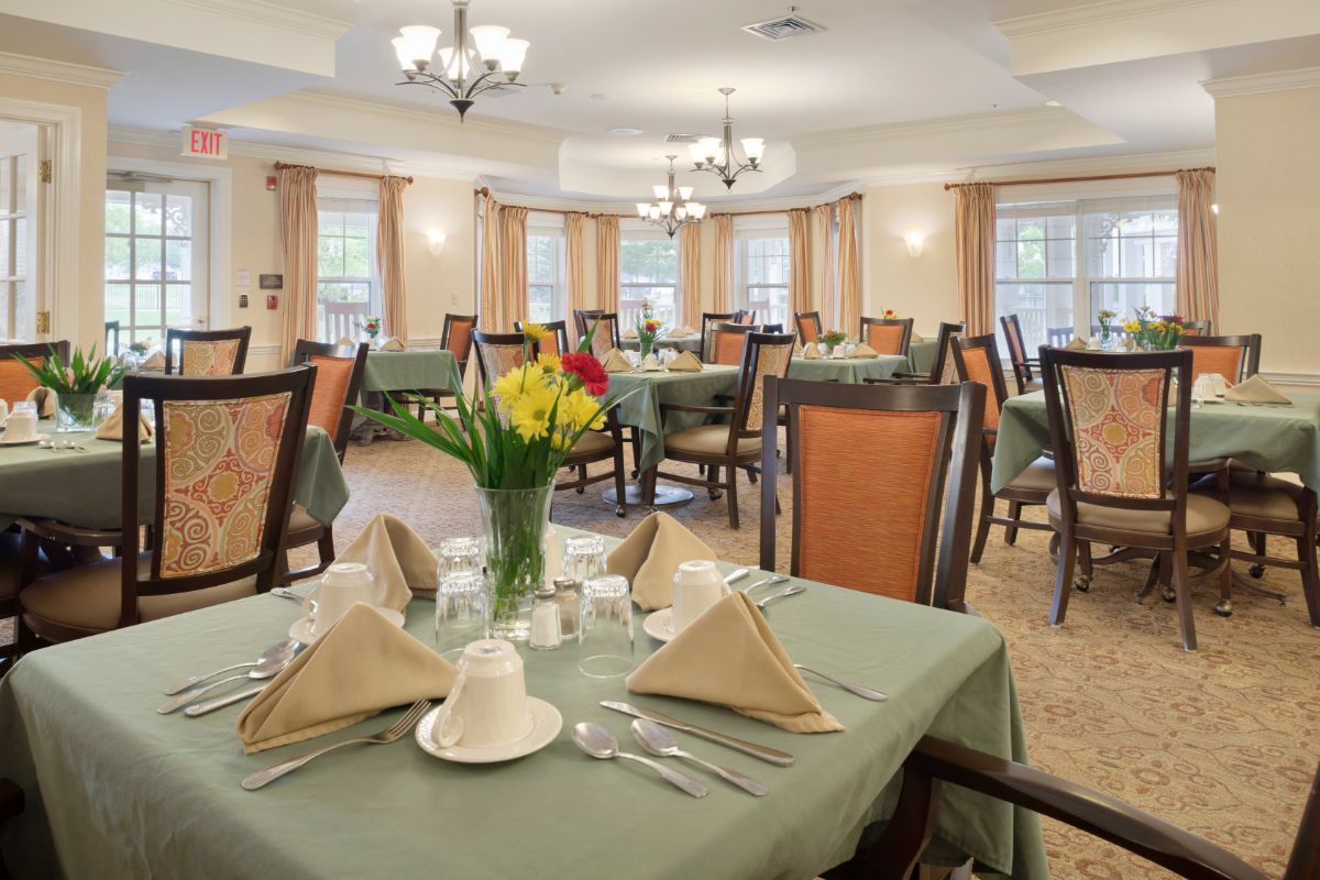 Dining Room, Sunrise of Richmond Hill