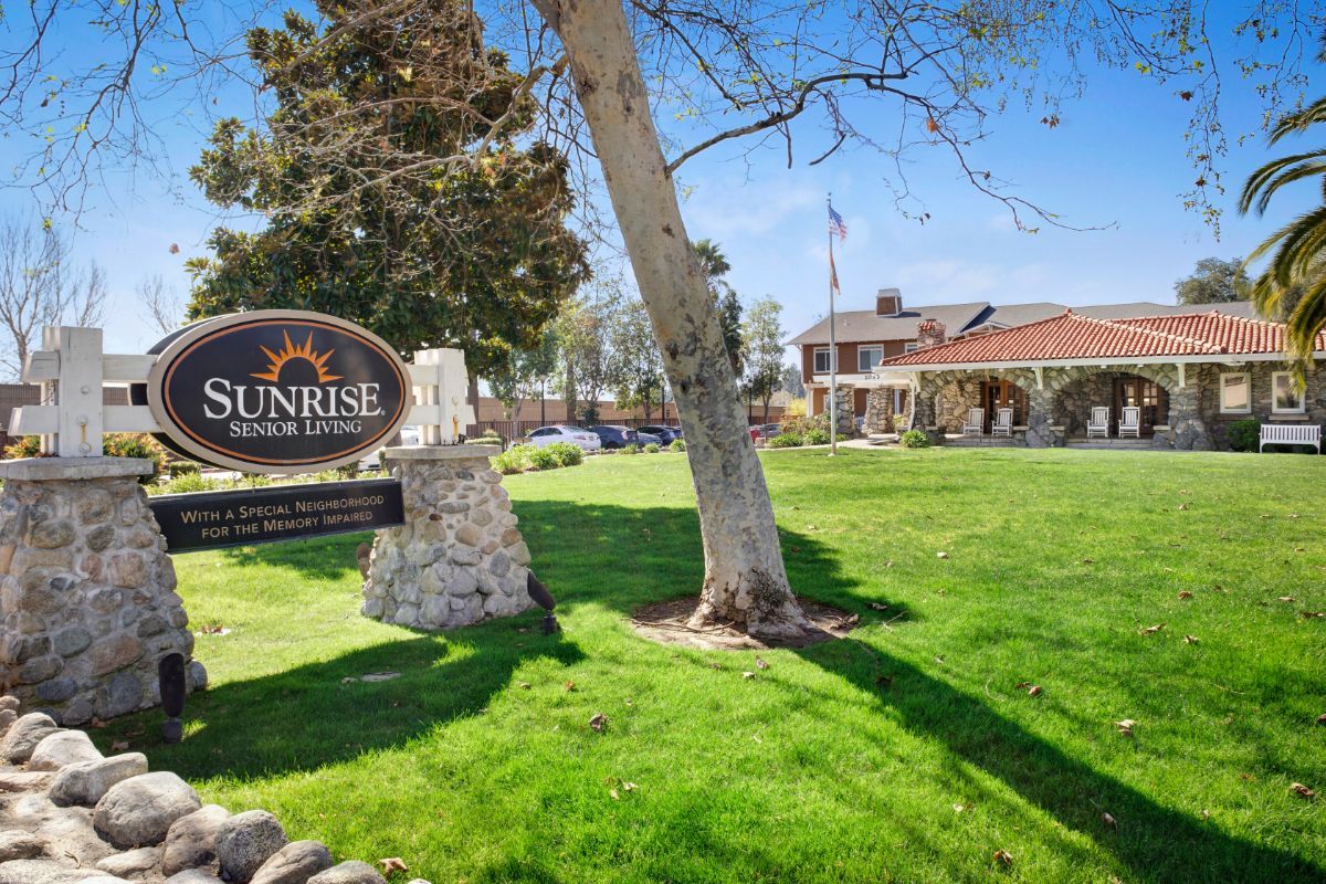 Sign, Sunrise of Claremont