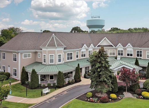 Sunrise of East Brunswick I exterior