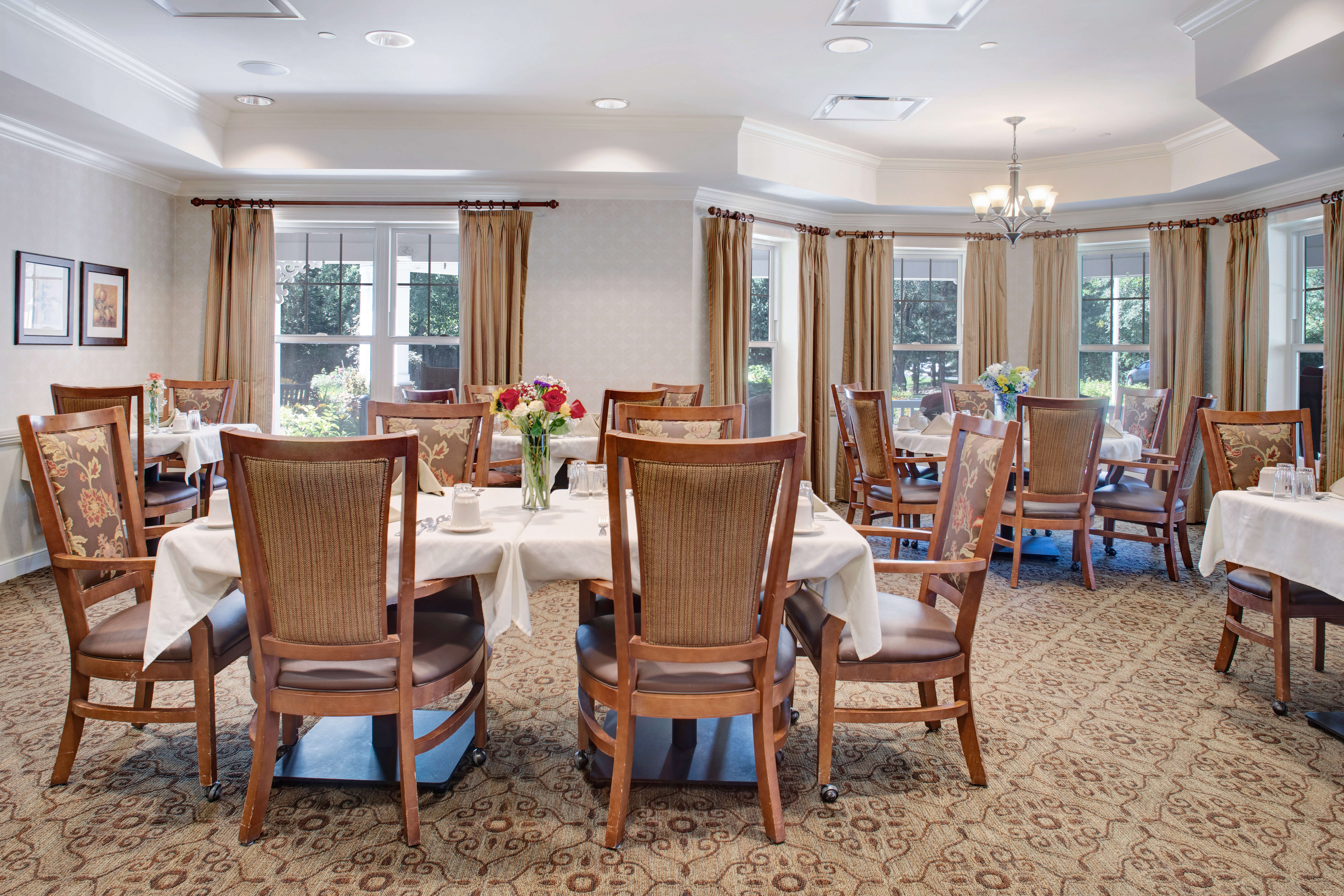 Sunrise of Flossmoor | Dining