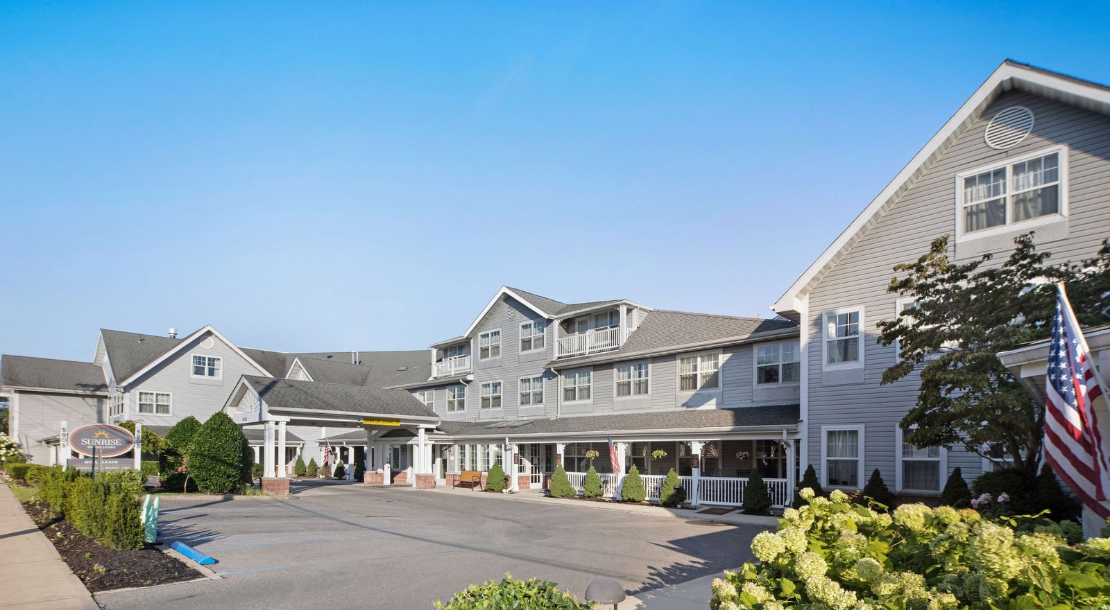 Assisted Senior Living in Brooklyn, NY Sunrise at Mill Basin