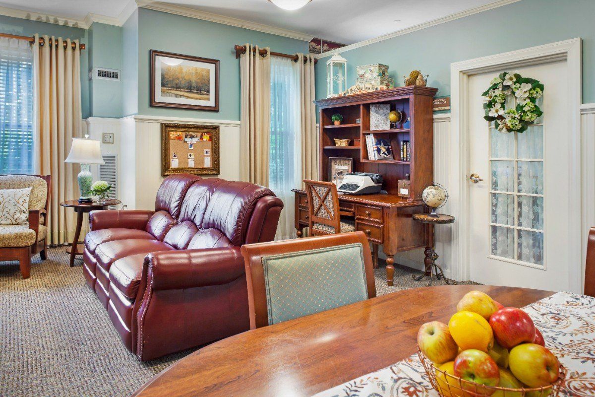 Reminiscence Living Room at Sunrise of Leominster