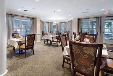 Sunrise of Haverford Dining Room