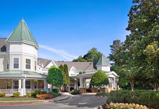 Assisted Senior Living in Marietta, GA | Sunrise at East Cobb