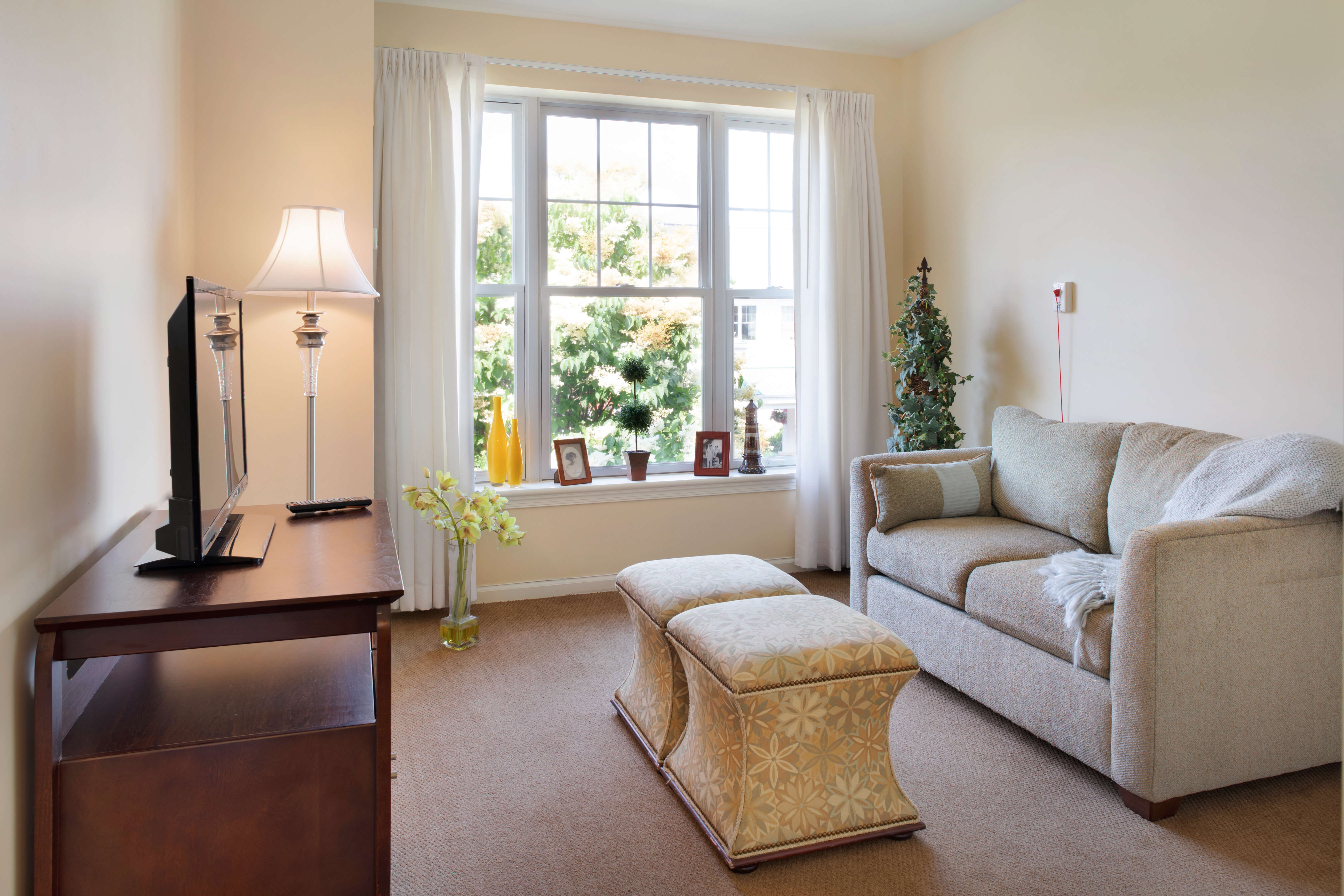 Sunrise of Beaconsfield | Model Suite Living Room