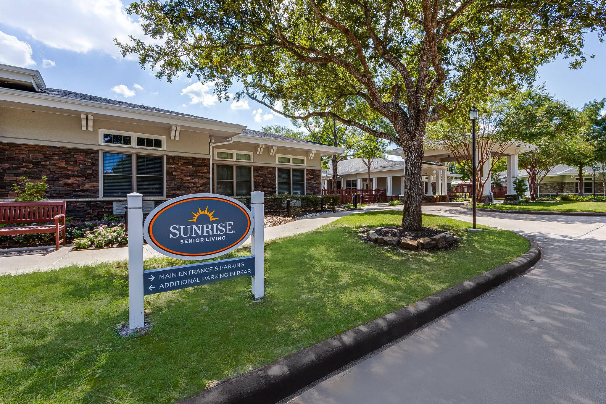 Exterior | Sunrise of Cinco Ranch