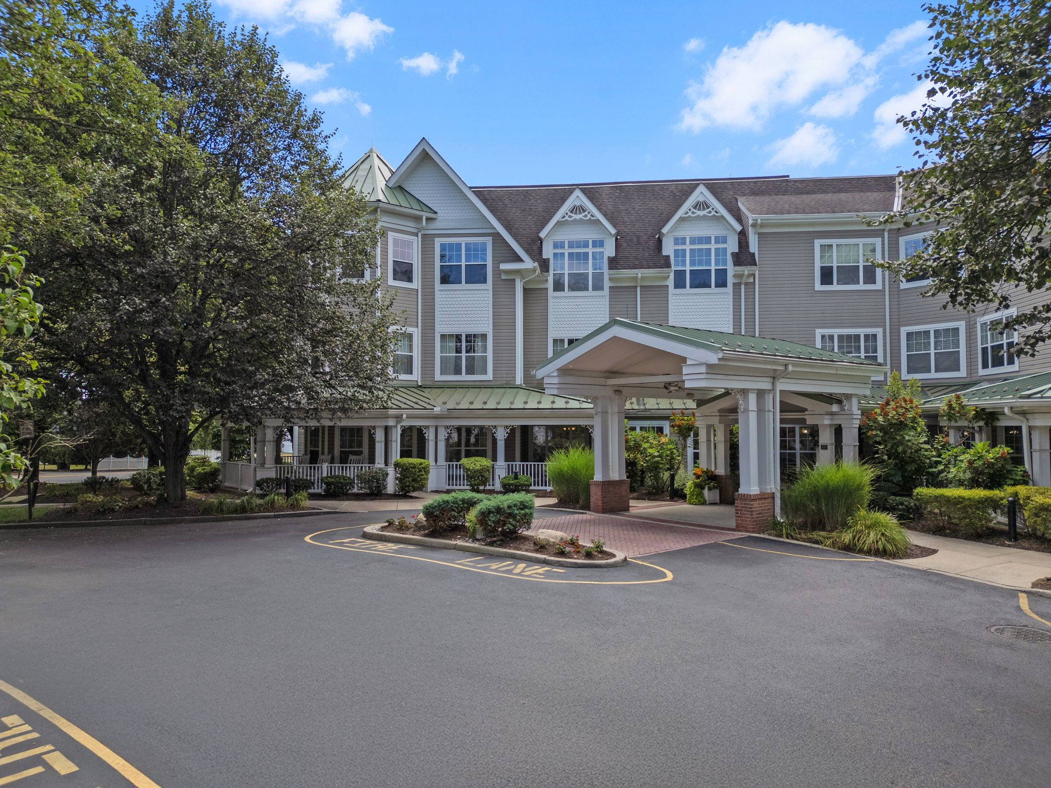 Sunrise of Paramus | Exterior