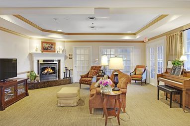 Sunrise on Vernier | Living Room