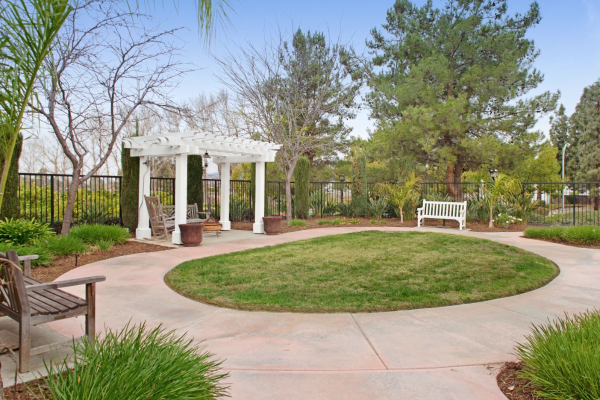 Sunrise at Canyon Crest Courtyard