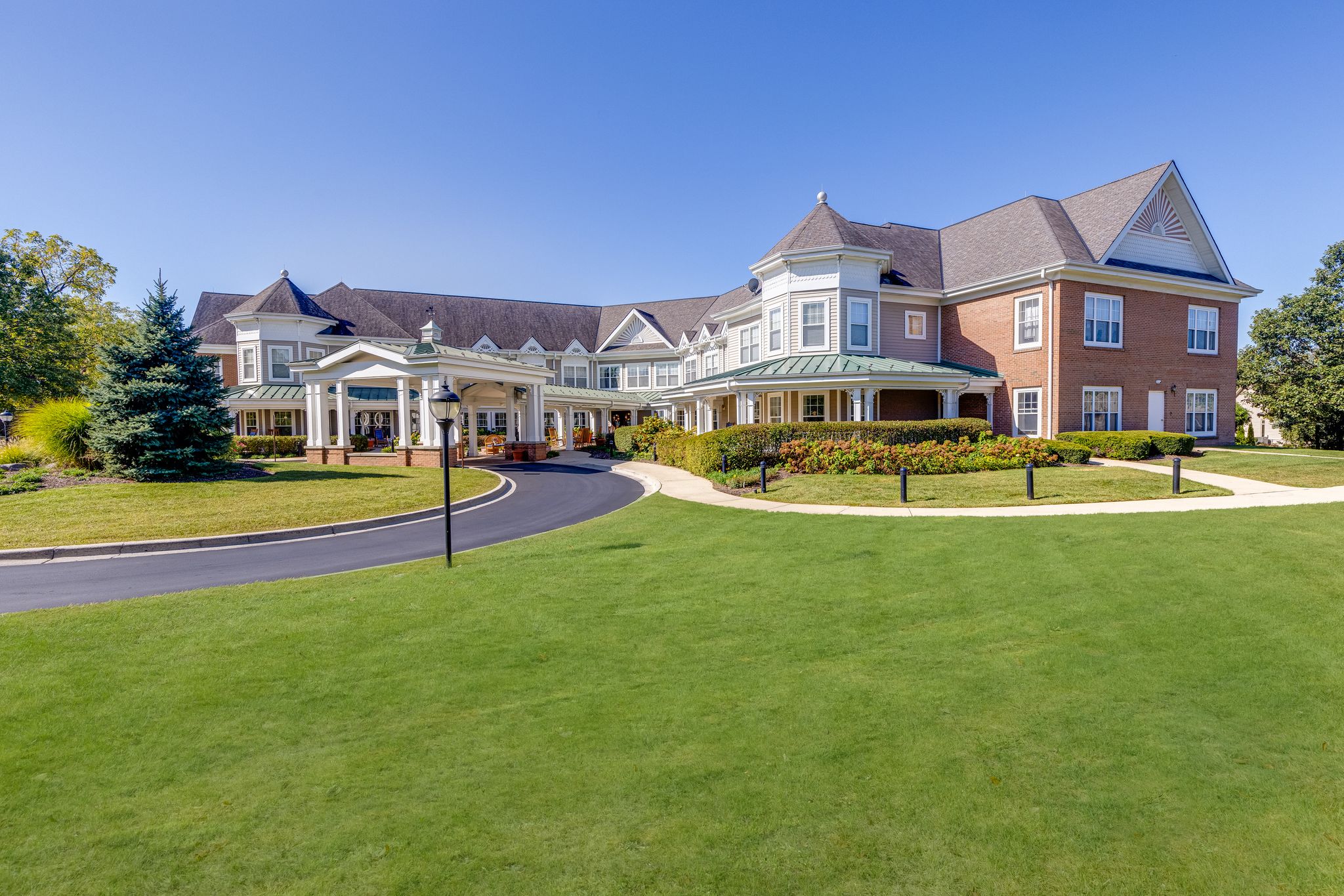 Feature.CommunitiesV2.Models.CommunityGallery.CommunityGalleryModel.Sunrise of Palos Park | Exterior