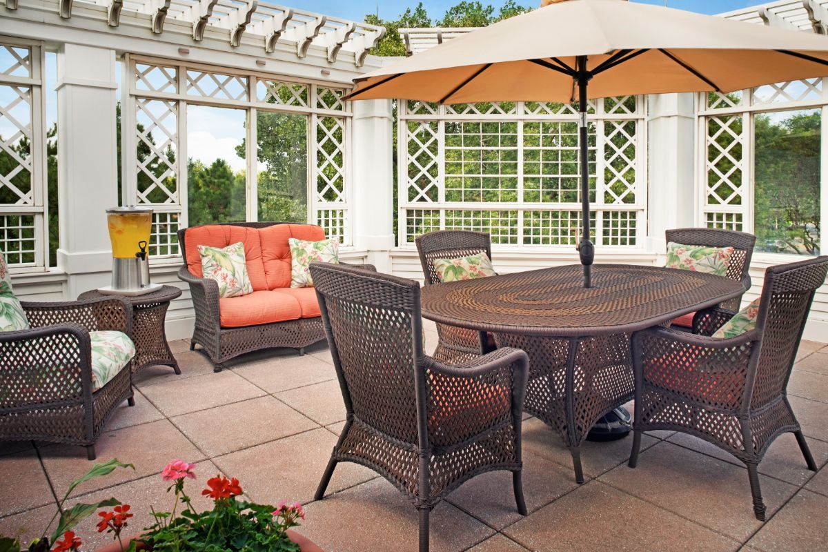 Patio, Sunrise of Naperville North